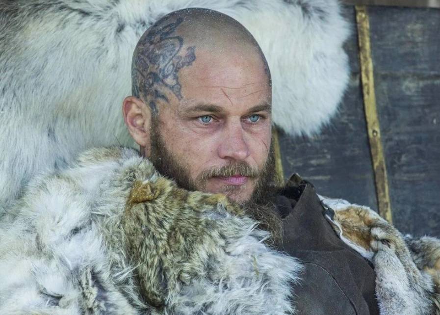 Vikinglerin ünlü oyuncusu Travis Fimmel Ayasofya'da 3